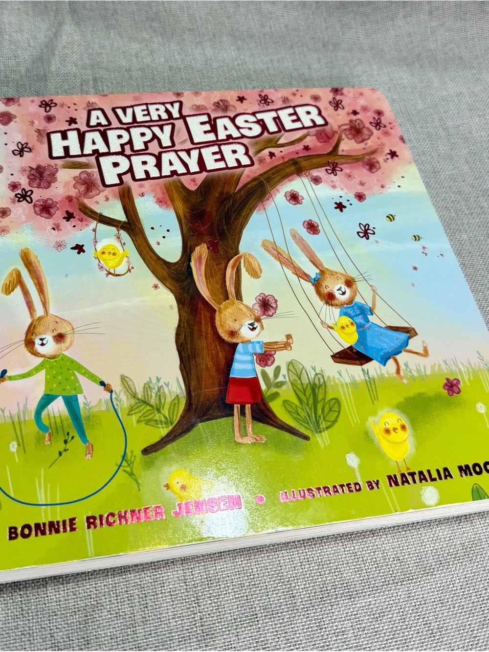 A Very Happy Easter Prayer — Illustrated Kids Board Book